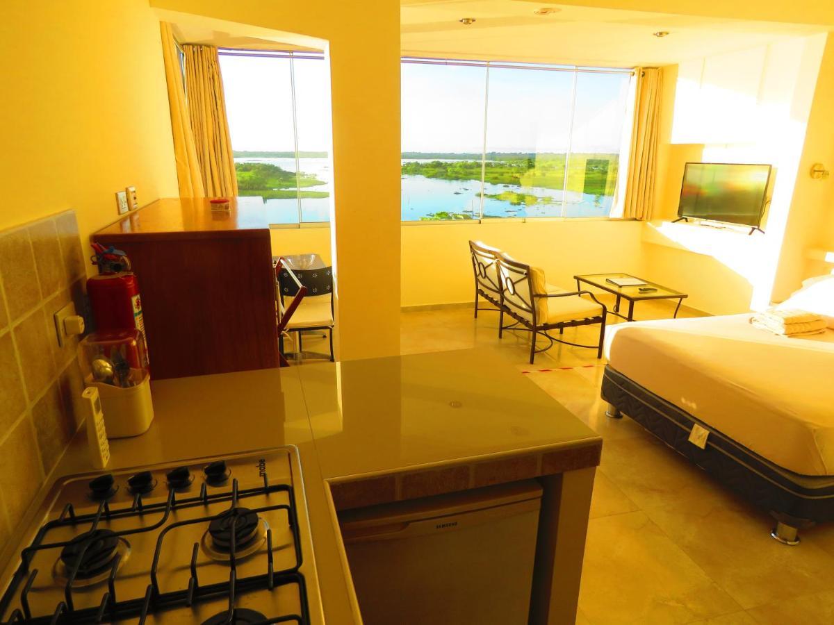 Boulevard 251 Riverside Apartments 이키토스 외부 사진