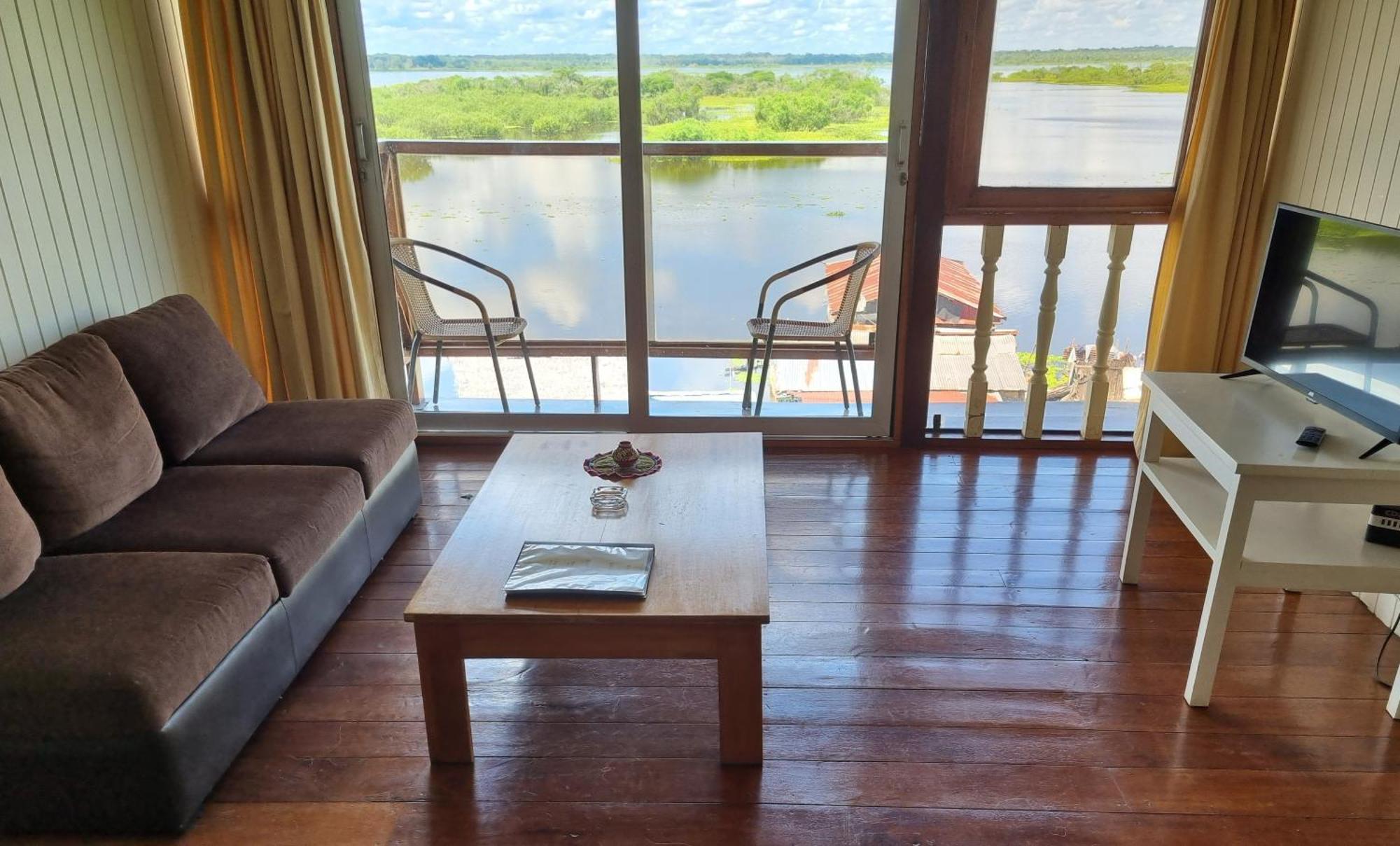 Boulevard 251 Riverside Apartments 이키토스 외부 사진