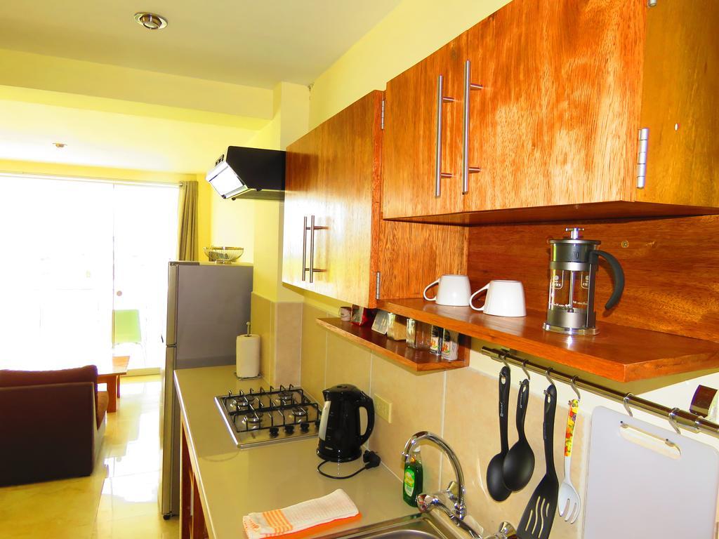 Boulevard 251 Riverside Apartments 이키토스 외부 사진